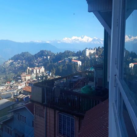 Hotel Golden Potala, Darjeeling Dardzsiling Kültér fotó